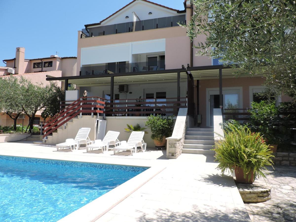 Berat Apartment Vodnjan Exterior photo