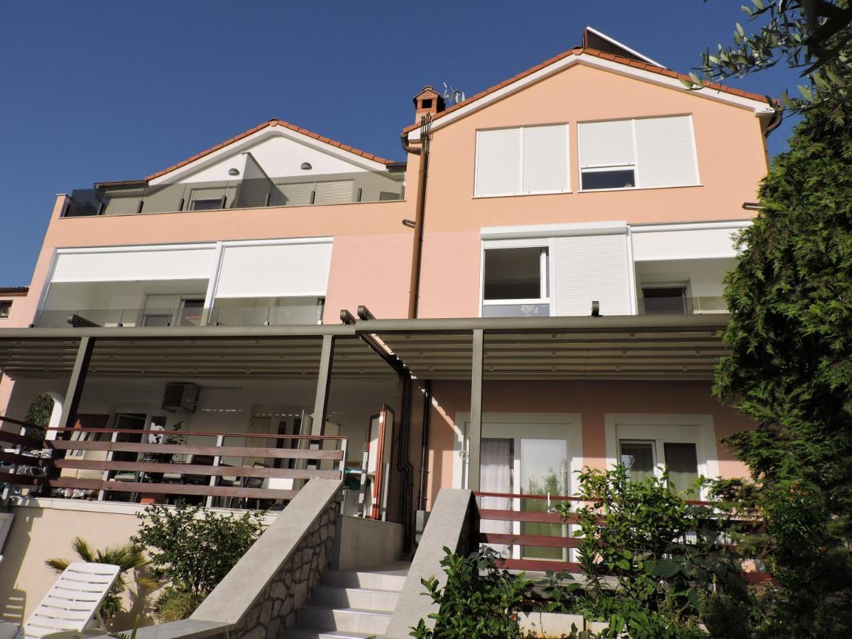 Berat Apartment Vodnjan Exterior photo